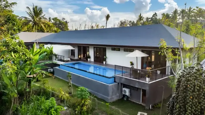 2 BR Tropical-Modern Garden Retreat Ubud — luxury villa in Ubud, Bali