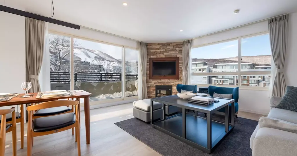 3 BR Ski Mountain-View Residence Niseko, Niseko, Japan — photo 3 of 29