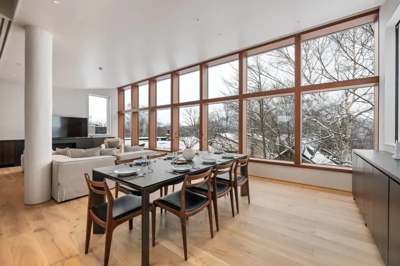 4 BR Volcano-View Family Lodge Niseko, Lower Hirafu, Niseko, Japan — photo 2 of 16