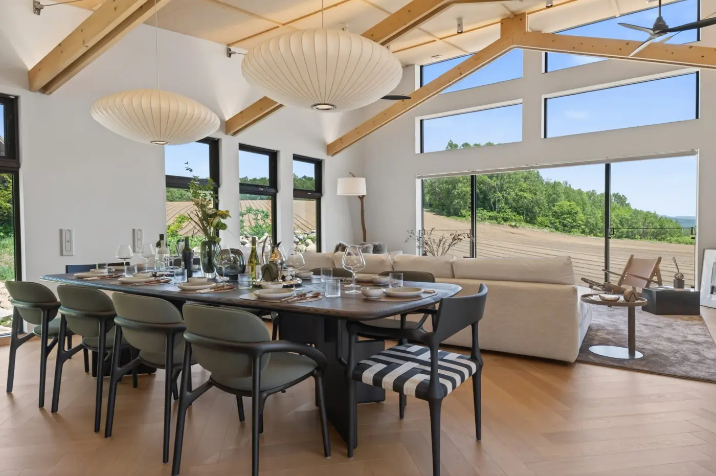 4 BR Architect-Designed Onsen Chalet Niseko — luxury 4-bedroom chalet in Niseko, Japan