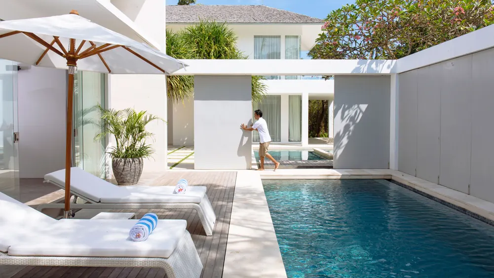 2 BR Walk-to-Beach Contemporary Villa Canggu, Canggu, Bali, Indonesia — photo 2 of 14