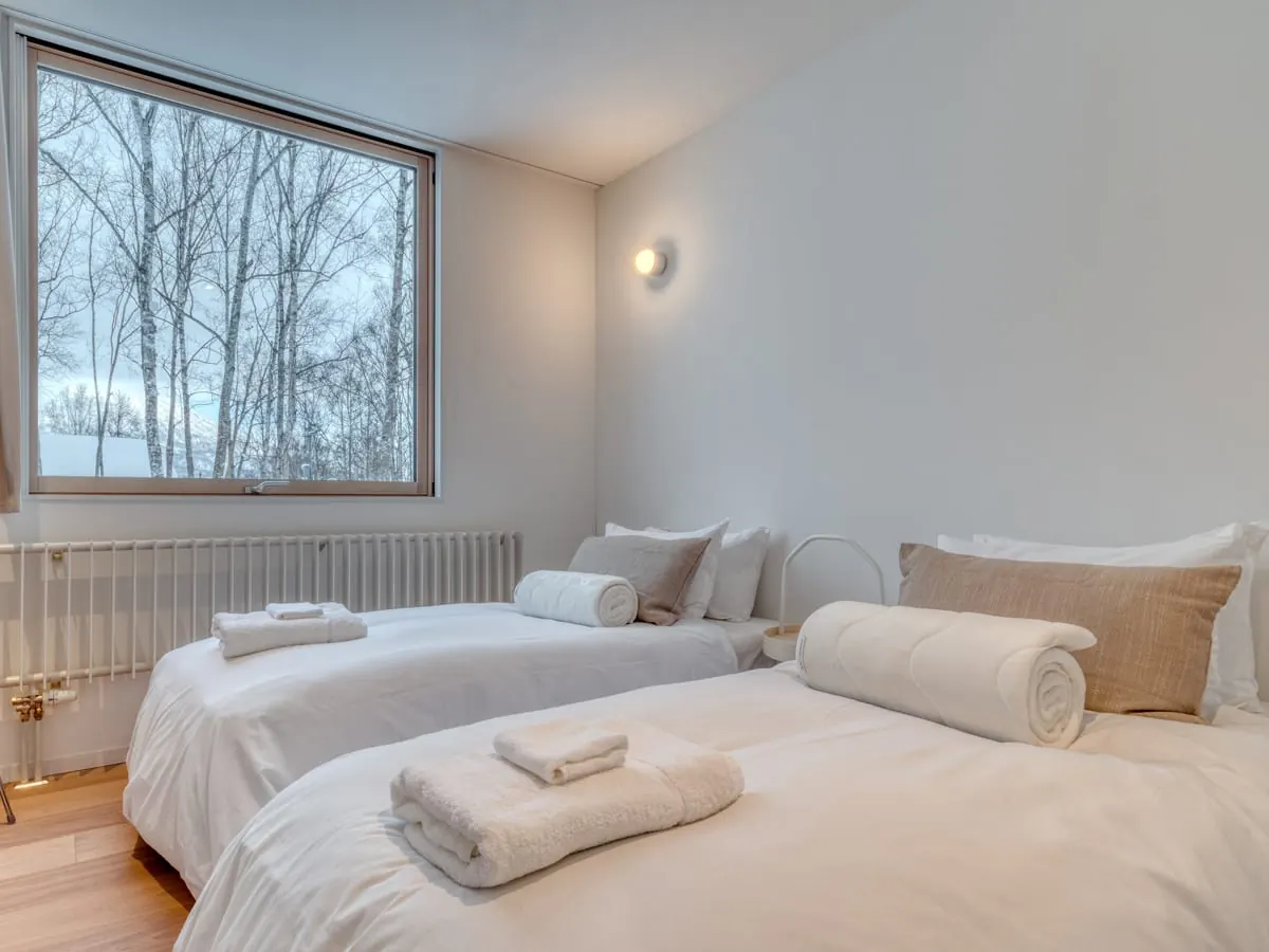 5 BR Japandi Wellness Chalet Niseko, Hirafu (St. Moritz), Niseko, Japan — photo 3 of 15