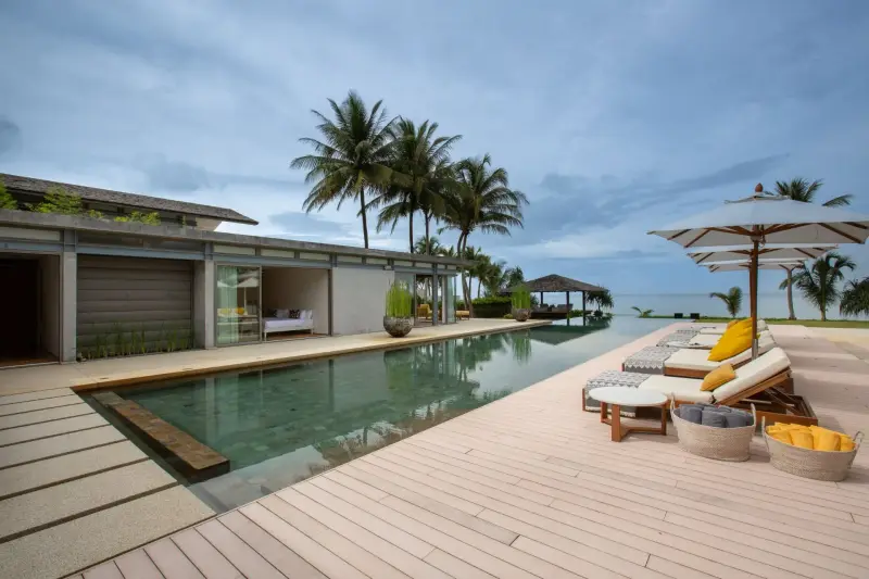 6 BR Contemporary Oceanfront Residence Phuket, Phuket, Thailand — photo 3 of 22