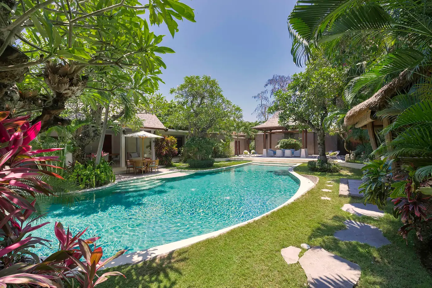 7 BR Beachfront Tropical Garden Villa Seminyak — luxury 7-bedroom villa in Seminyak, Bali, Indonesia