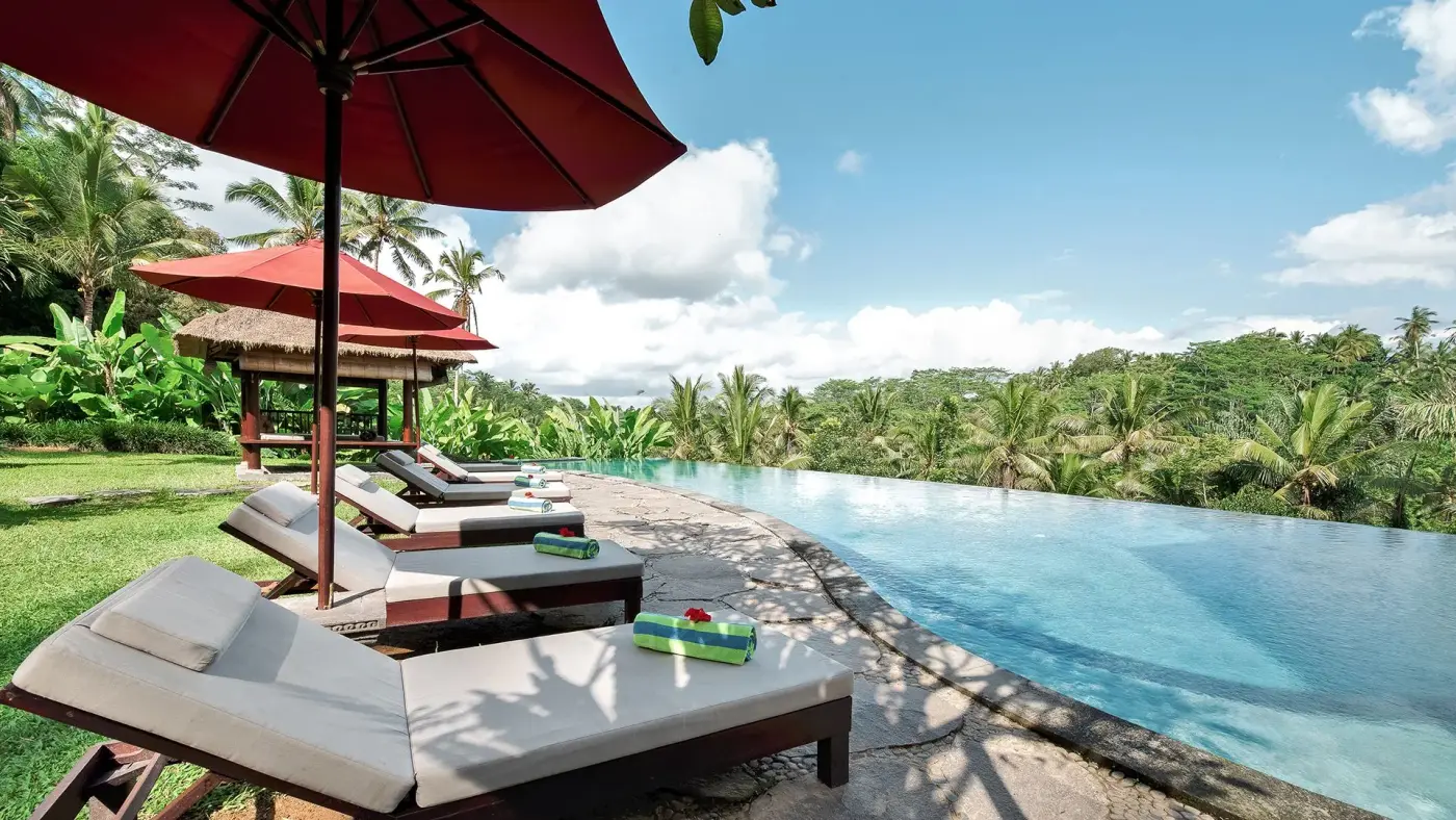 7 BR Valley-View Infinity-Pool Villa Ubud — luxury 7-bedroom villa in Ubud, Bali, Indonesia