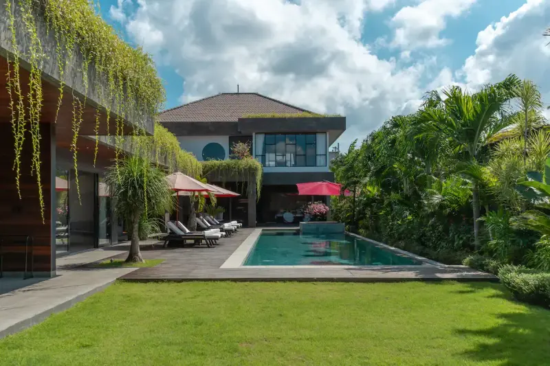 5 BR Japandi Family Retreat Seminyak, Seminyak, Bali, Indonesia — photo 3 of 30