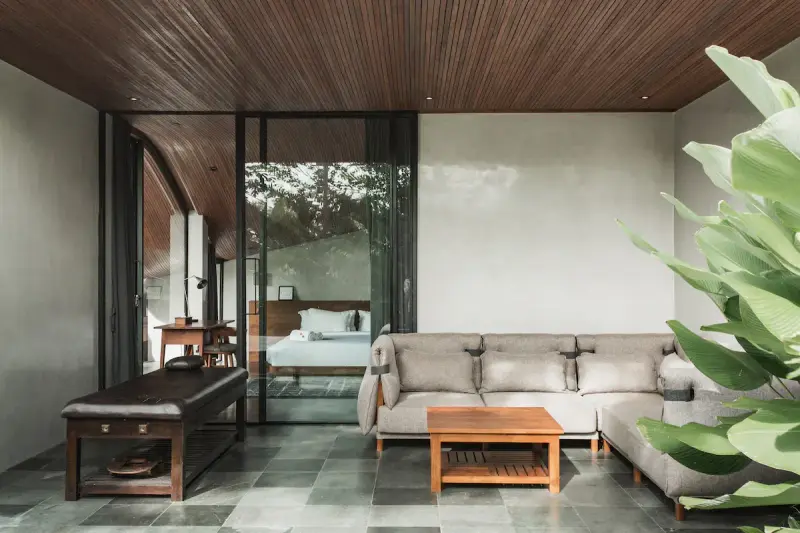 4 BR Architect-Designed Rice-Field House Ubud, Ubud, Bali, Indonesia — photo 3 of 27