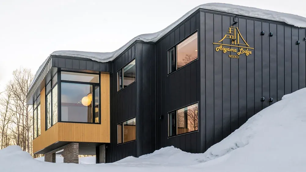 4 BR Mountain-View Modern Chalet Niseko — luxury villa in Niseko, Japan