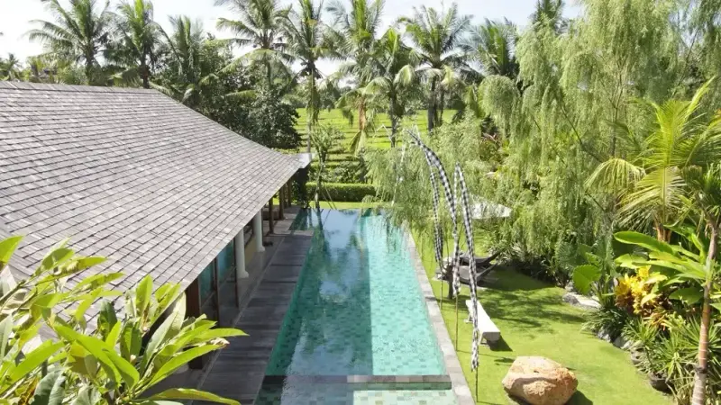 4 BR Rice-Field Tropical Garden Villa Canggu, Canggu, Bali, Indonesia — photo 3 of 15