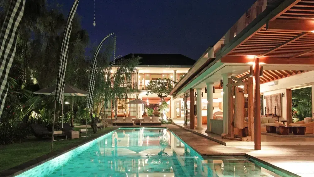 4 BR Rice-Field Tropical Garden Villa Canggu, Canggu, Bali, Indonesia — photo 2 of 15
