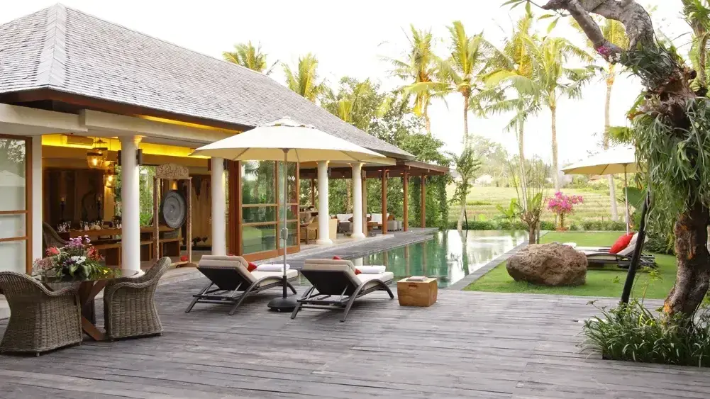 4 BR Rice-Field Tropical Garden Villa Canggu — luxury 4-bedroom villa in Canggu, Bali, Indonesia