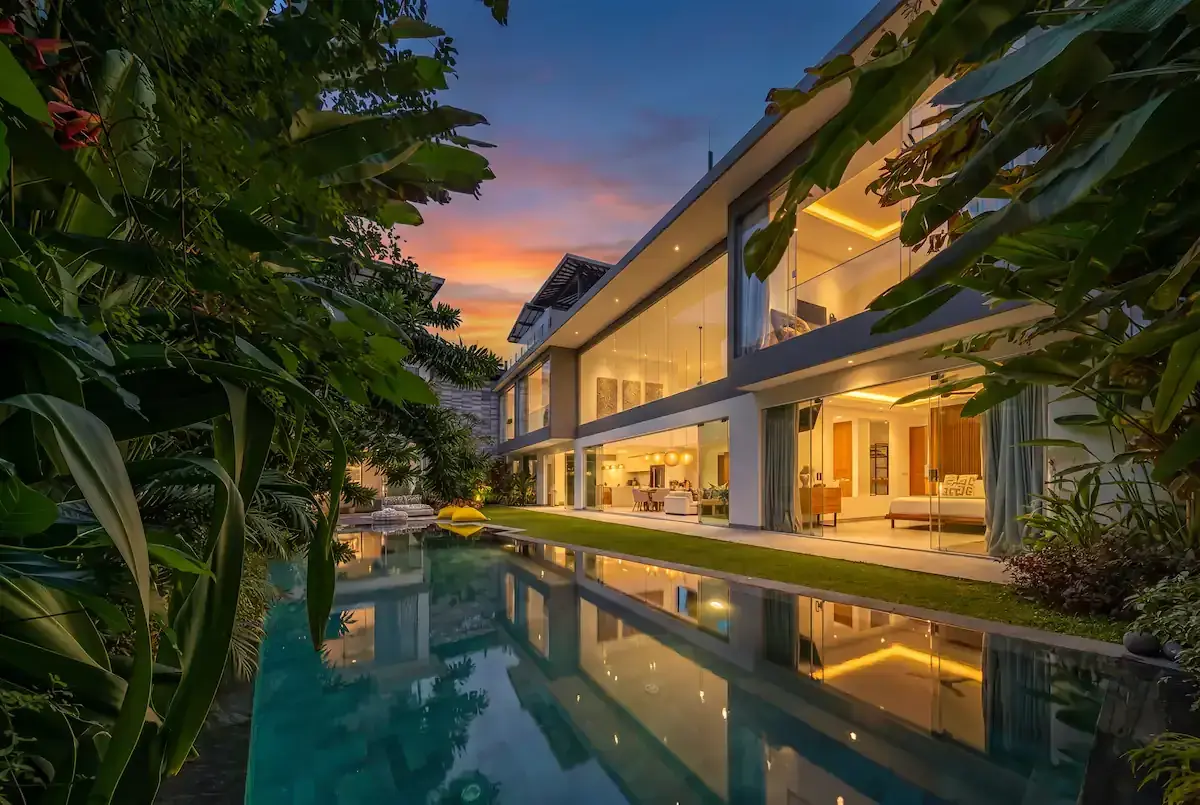 5 BR Rooftop Sauna Villa Canggu — luxury 5-bedroom villa in Canggu, Bali, Indonesia