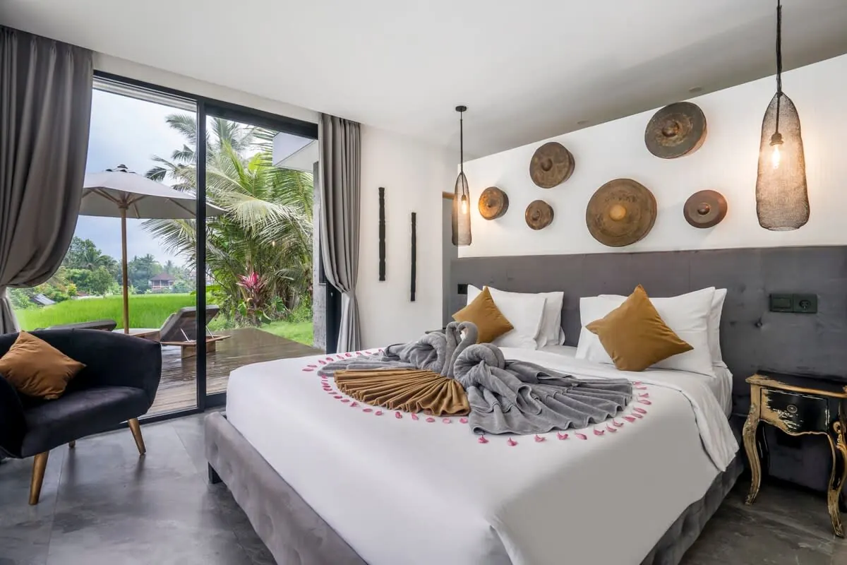 4 BR Rice-Field Tropical-Modern Villa Ubud, Ubud, Bali, Indonesia — photo 2 of 28