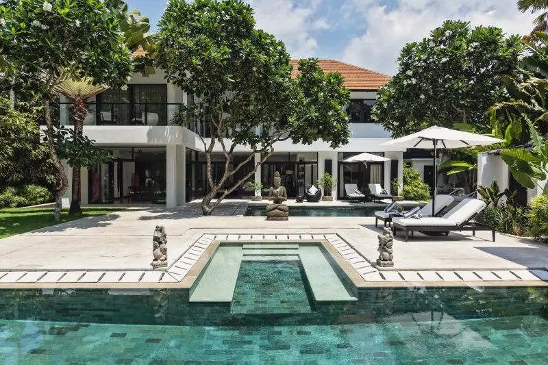 9 BR Family Courtyard Estate Seminyak, Seminyak, Bali, Indonesia — photo 3 of 19