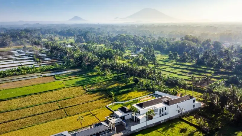 6 BR Rice-Field Tennis Villa Ubud, Ubud, Bali, Indonesia — photo 2 of 28