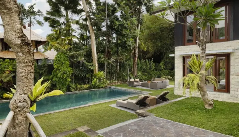 4 BR Family Tropical Garden Retreat Canggu, Canggu, Bali, Indonesia — photo 2 of 7