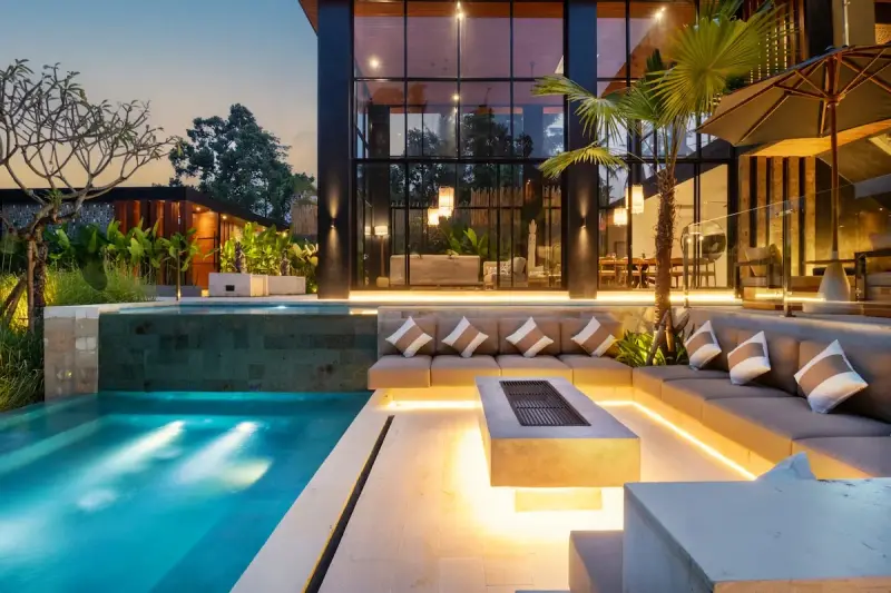 6 BR Tropical-Modern Glass Villa Ubud, Ubud, Bali, Indonesia — photo 3 of 29