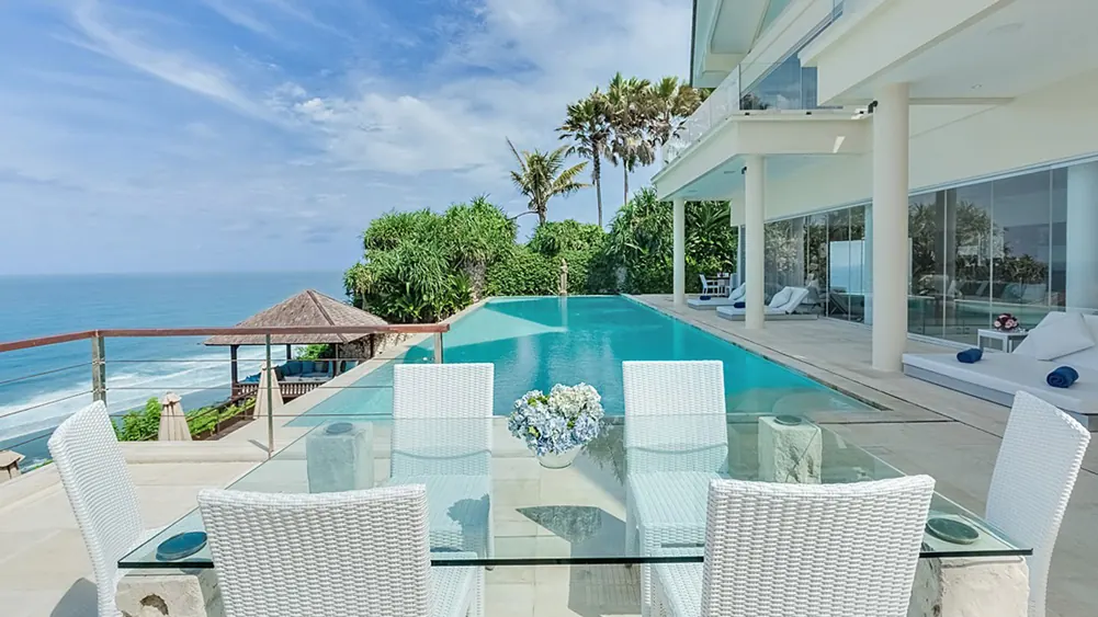 5 BR Contemporary Infinity-Pool Residence Uluwatu, Uluwatu, Bali, Indonesia — photo 2 of 15
