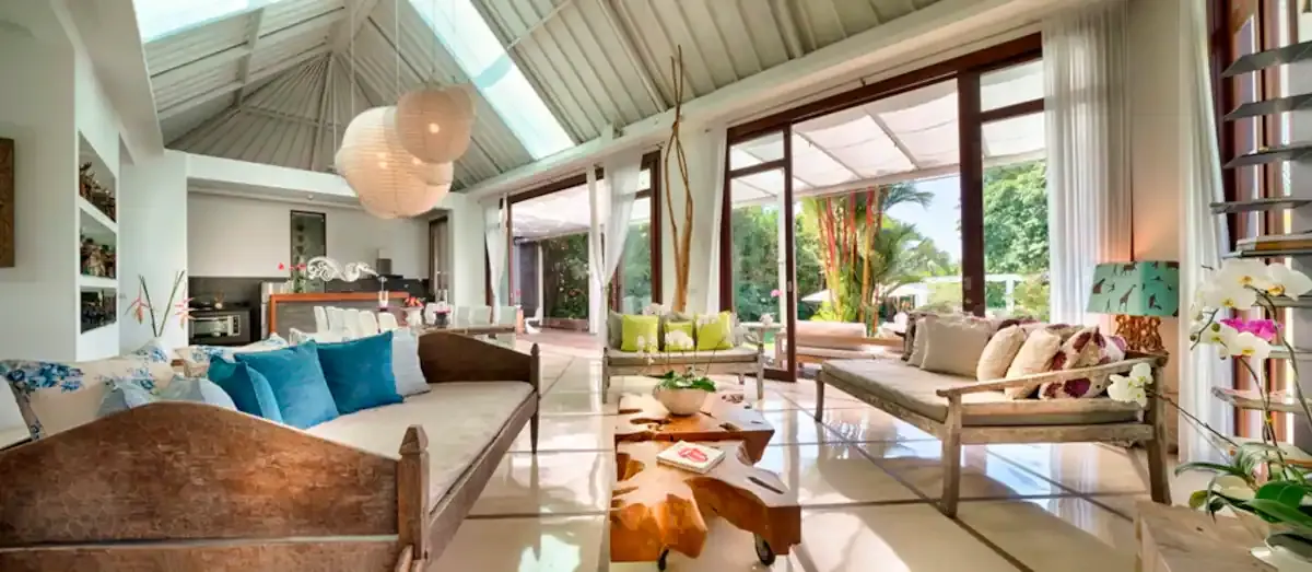 7 BR White Rice-Field Villa Canggu, Canggu, Bali, Indonesia — photo 2 of 28