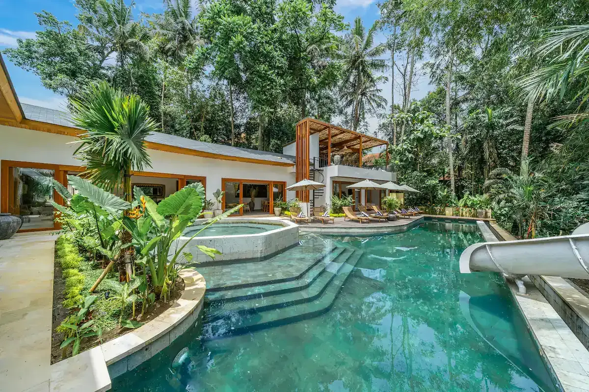 12 BR Cinema Pool Estate Ubud — luxury 12-bedroom villa in Ubud, Bali, Indonesia