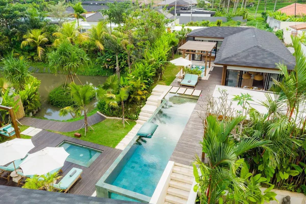 3 BR Tropical-Modern Garden Villa Ubud — luxury 3-bedroom villa in Ubud, Bali, Indonesia