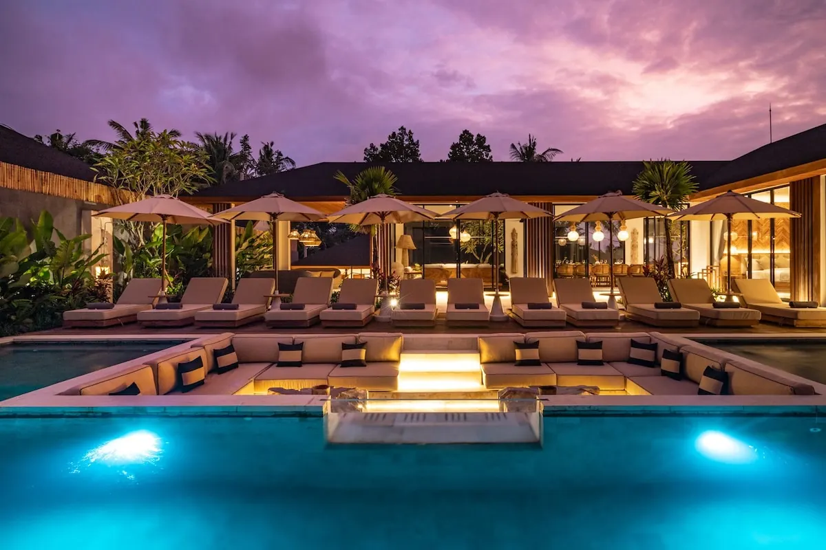 6 BR Tropical Garden Courtyard Retreat Ubud — luxury villa in Ubud, Bali