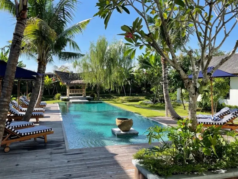 6 BR Architect-Designed Tropical Garden Villa Canggu, Canggu, Bali, Indonesia — photo 2 of 25