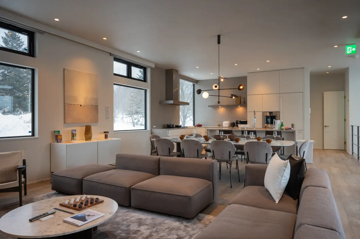 4 BR Modern Ski Chalet Niseko — luxury 4-bedroom chalet in Soga / Annupuri, Niseko, Japan