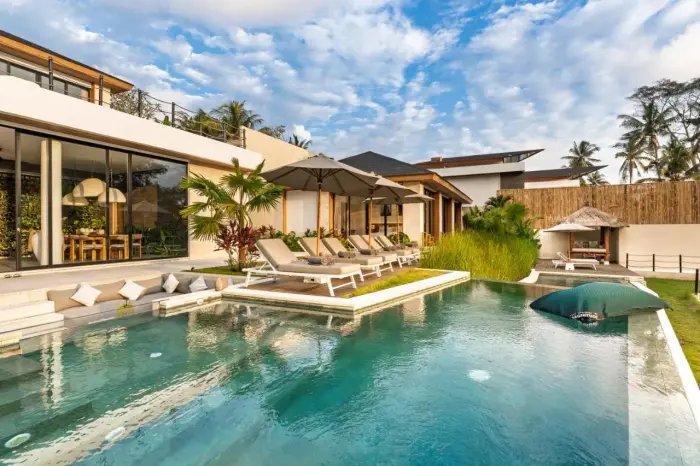 6 BR Rice-Terrace Tropical-Modern Villa Ubud — luxury villa in Ubud, Bali