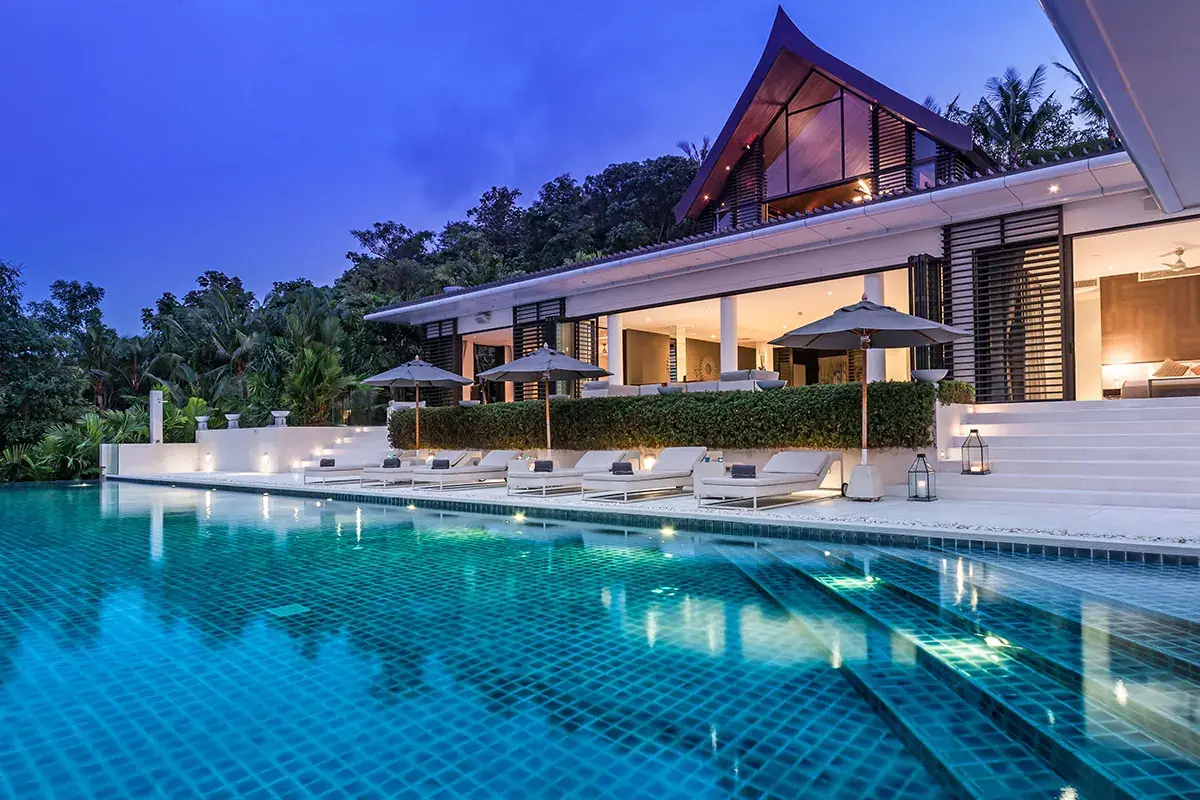 6 BR Bay-View Infinity-Pool Villa Phuket — luxury 6-bedroom villa in Phuket, Thailand