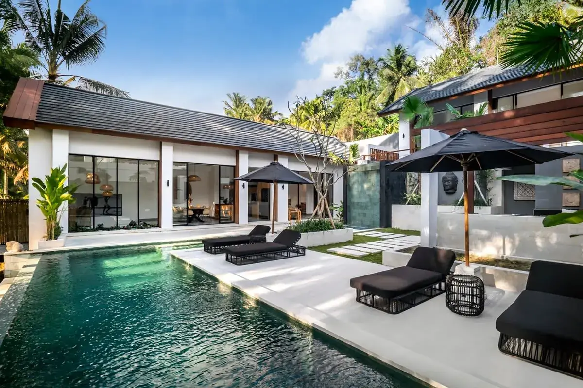 3 BR Tropical Garden Courtyard House Ubud — luxury 3-bedroom villa in Ubud, Bali, Indonesia