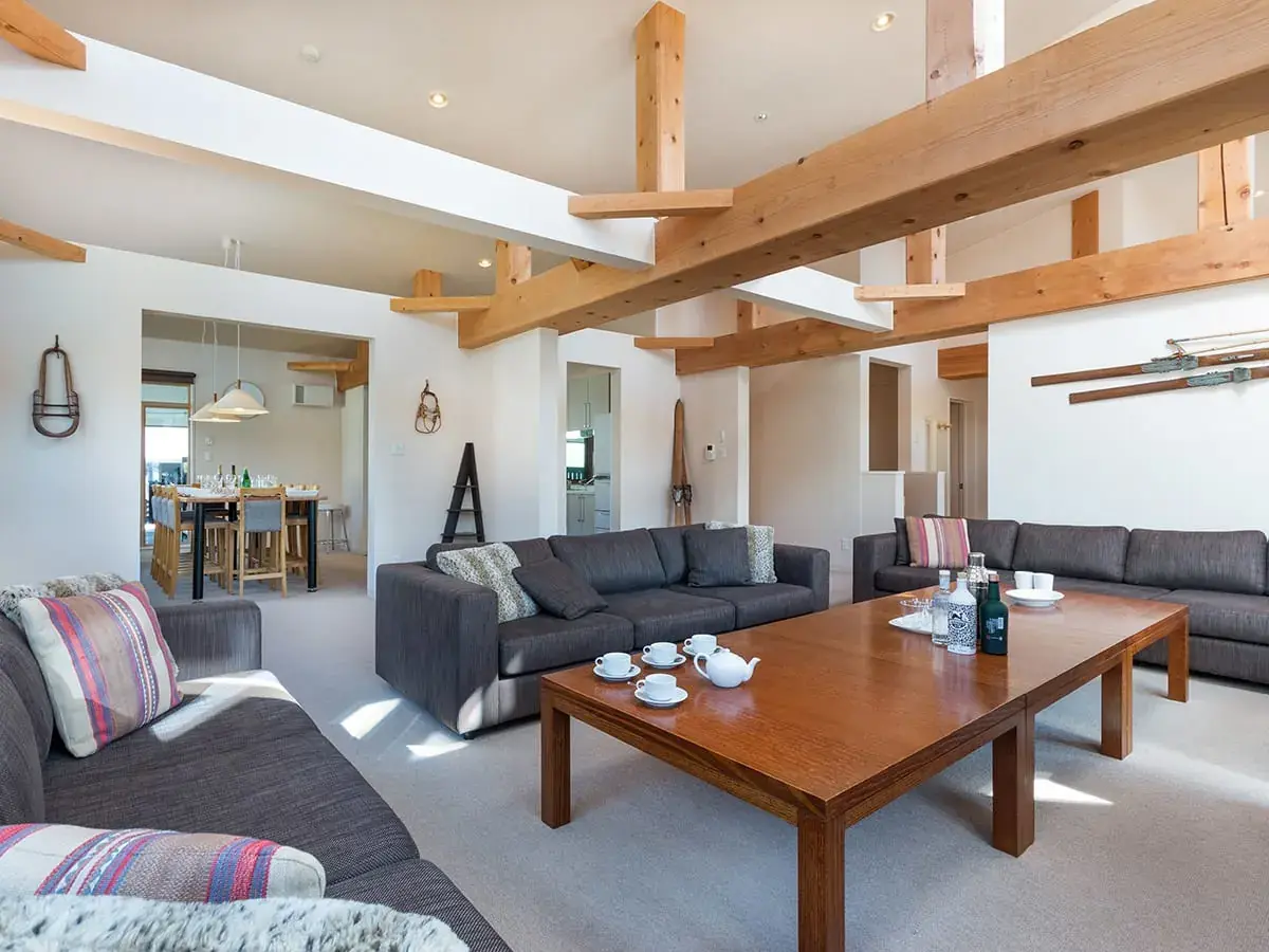 5 BR Ski-in Ski-out Mountain-View Chalet Niseko — luxury 5-bedroom chalet in Upper Hirafu, Niseko, Japan