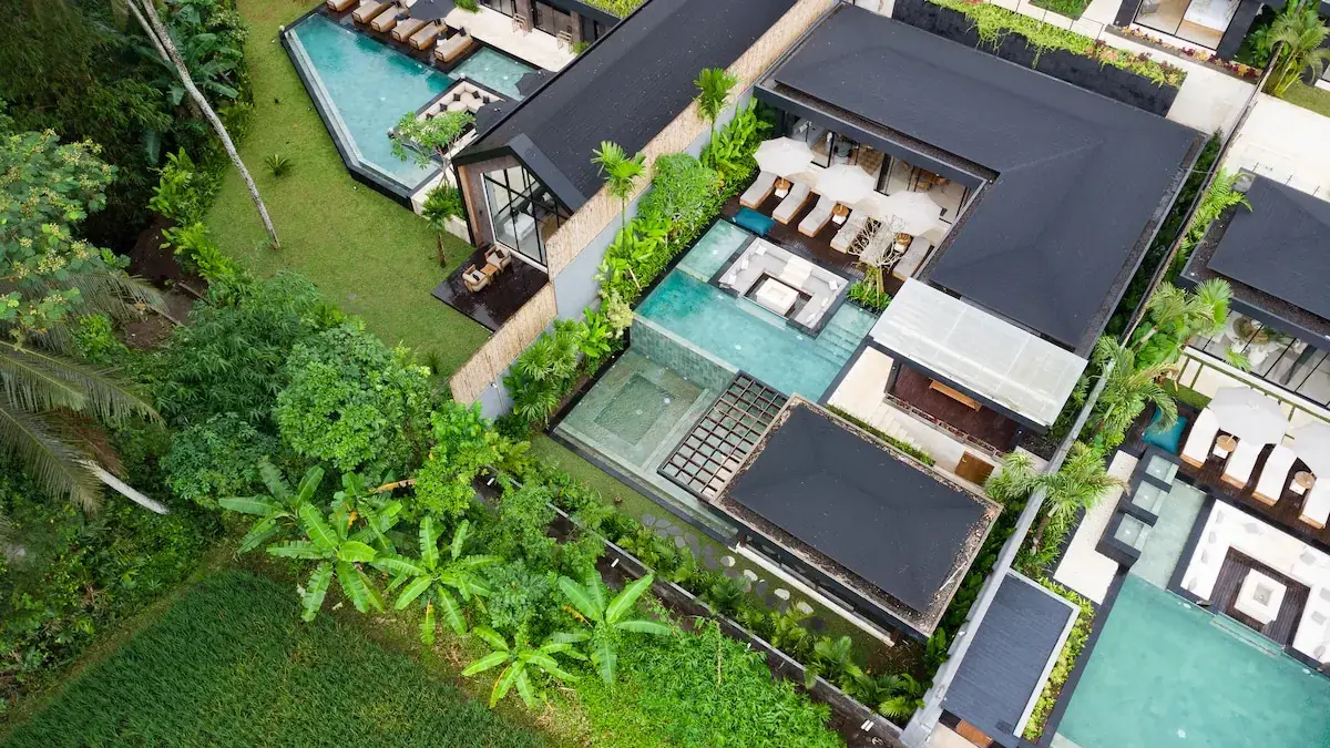11 BR Tropical-Modern Rice-Field Estate Ubud — luxury 11-bedroom villa in Ubud, Bali, Indonesia