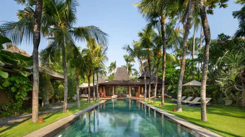 5 BR Private Retreat Seminyak, Seminyak, Bali, Indonesia — photo 2 of 19