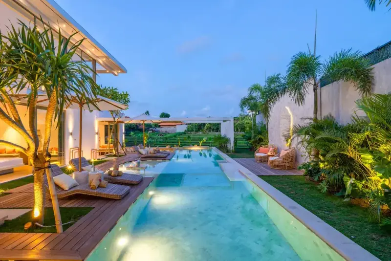 5 BR Oceanfront Family Residence Canggu, Canggu, Bali, Indonesia — photo 2 of 21