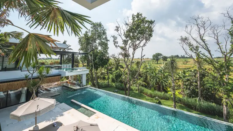 6 BR Tropical-Modern Rice-Field Villa Canggu, Canggu, Bali, Indonesia — photo 3 of 15
