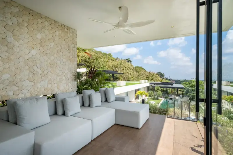 6 BR Sea-View Cinema Villa Uluwatu, Uluwatu, Bali, Indonesia — photo 2 of 27