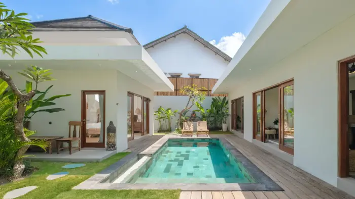4 BR Secluded Group Retreat Seminyak — luxury villa in Seminyak, Bali