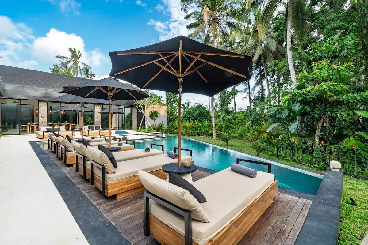 9 BR Jungle Tropical-Modern Estate Ubud — luxury 9-bedroom villa in Ubud, Bali, Indonesia