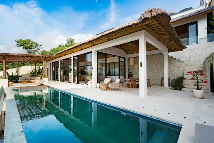 4 BR Designer Thatched Villa Uluwatu — luxury villa in Uluwatu, Bali