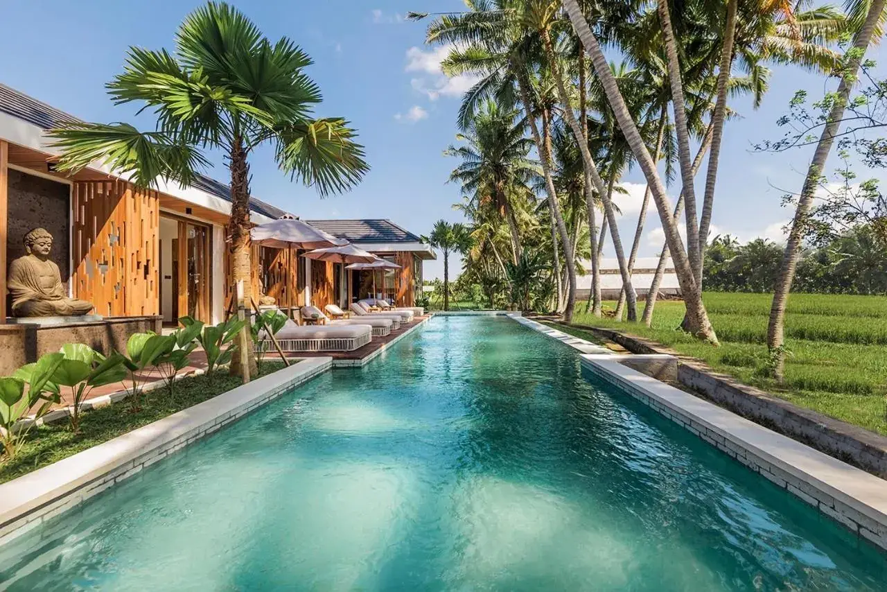 4 BR Rice-Field Infinity-Pool Villa Ubud — luxury 4-bedroom villa in Ubud, Bali, Indonesia