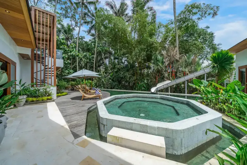 6 BR Jungle Cinema Villa Ubud, Ubud, Bali, Indonesia — photo 3 of 30