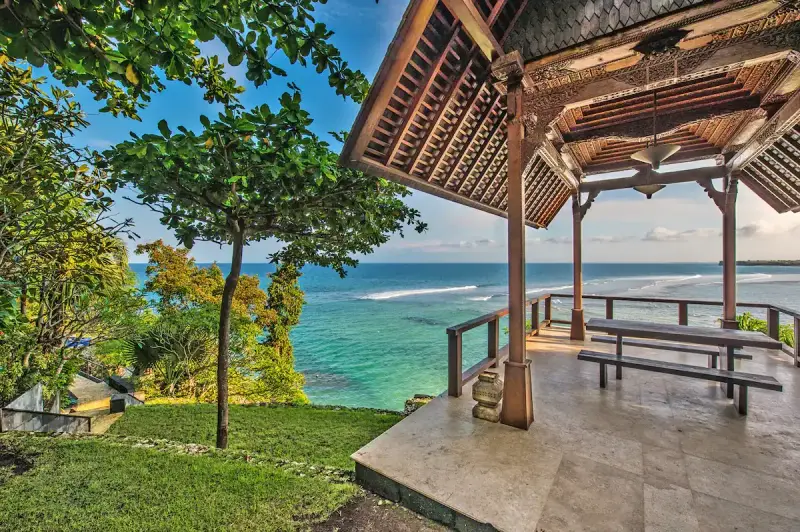 4 BR Clifftop Surfside Villa Uluwatu, Uluwatu, Bali, Indonesia — photo 3 of 29