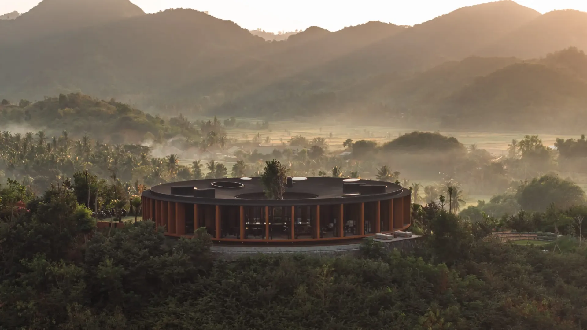 4 BR Hilltop Sea-View Villa Lombok — luxury 4-bedroom villa in Lombok, Indonesia