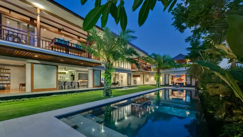 4 BR Rice-Field Tropical-Modern Villa Canggu, Canggu, Bali, Indonesia — photo 2 of 15