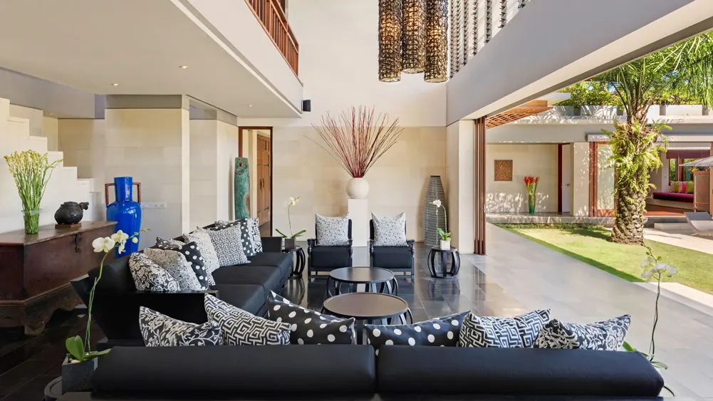 4 BR Rice-Field Tropical-Modern Villa Canggu, Canggu, Bali, Indonesia — photo 3 of 15