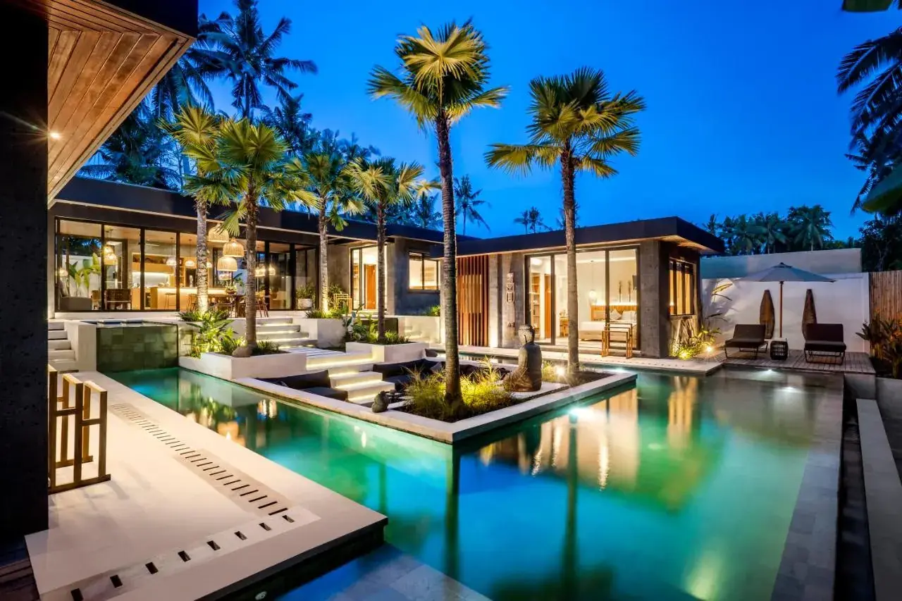 4 BR Tropical-Modern Jungle Villa Ubud — luxury 4-bedroom villa in Ubud, Bali, Indonesia