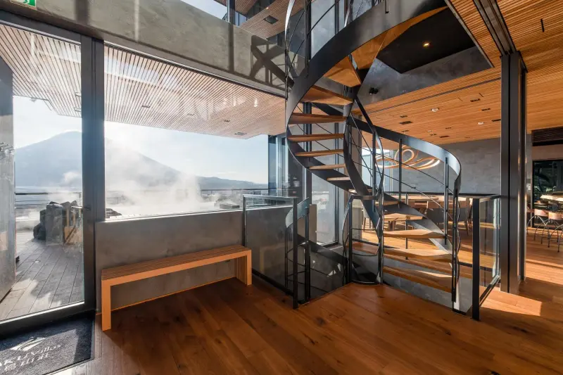 7 BR Onsen Volcano-View Penthouse Niseko, Upper Hirafu, Niseko, Japan — photo 2 of 15