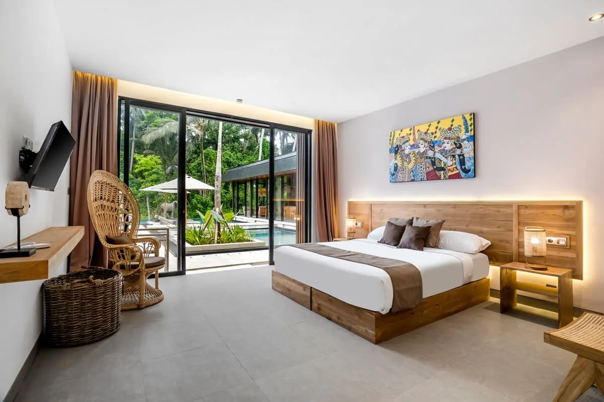 5 BR Tropical-Modern Jungle-View Villa Ubud, Ubud, Bali, Indonesia — photo 2 of 29