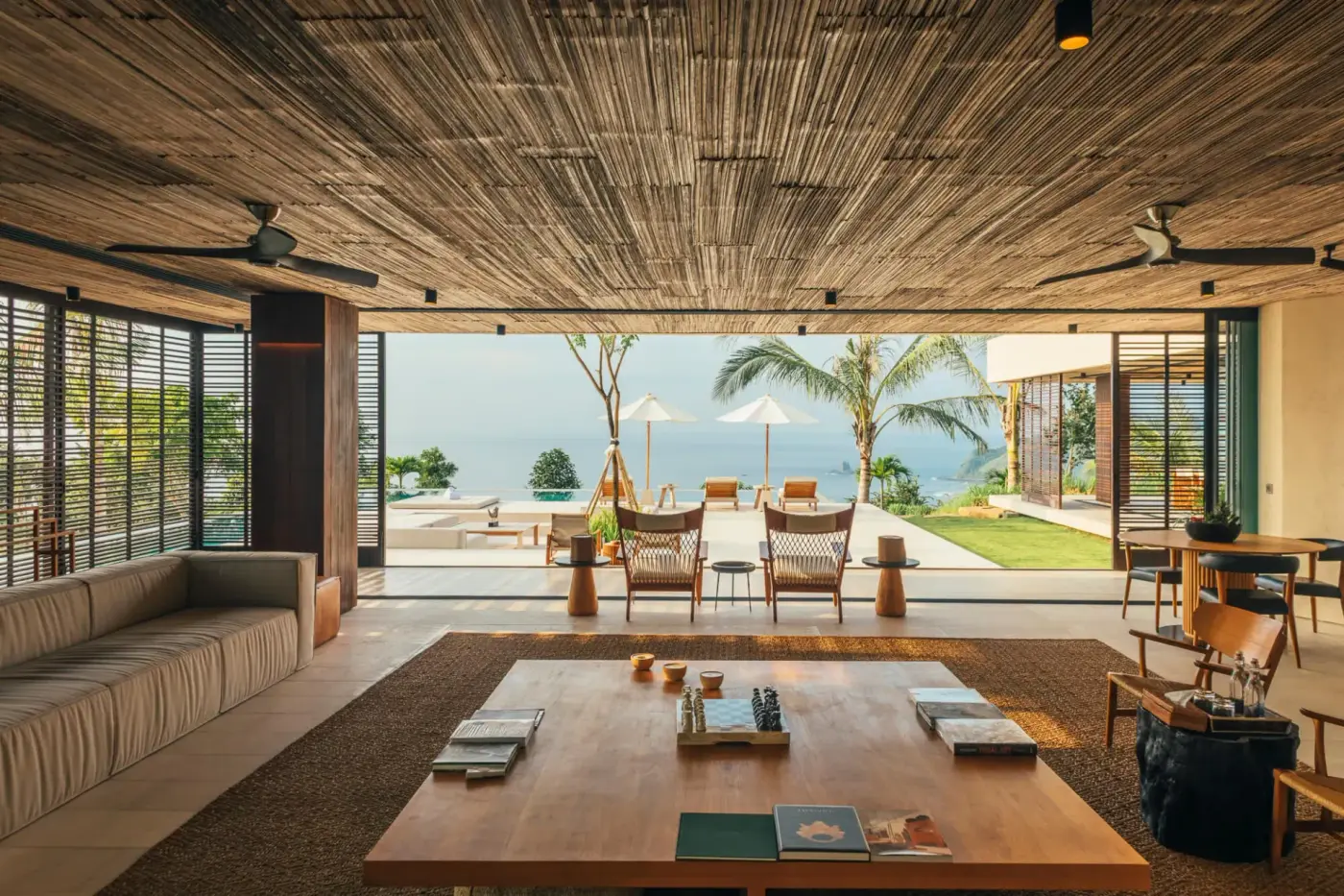 5 BR Mediterranean Ocean-View Villa Lombok — luxury 5-bedroom villa in Lombok, Indonesia